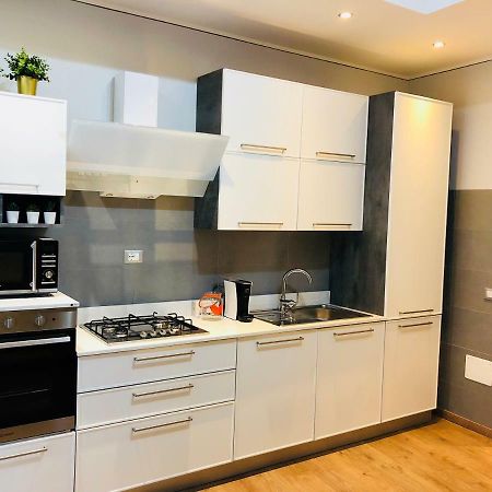 Marina Apartment & Suite Вербанія Екстер'єр фото
